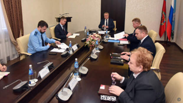 В Барнауле обсудили организацию капремонта в школах № 60 и 102 / Фото: barnaul.org