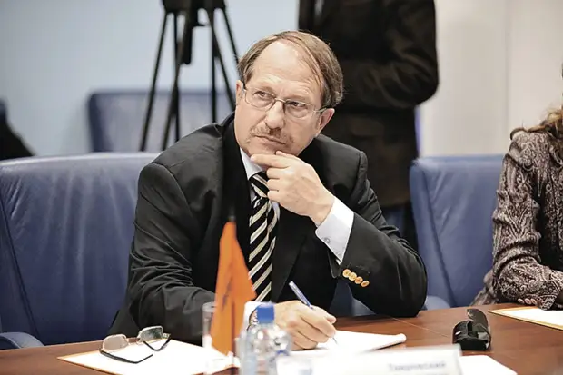 Юрий Тавровский: Острием против острия. Китай готовится к войне