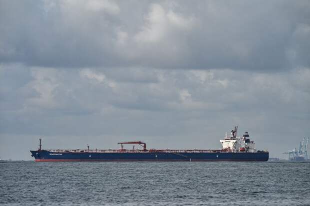 Трамп из-за цен на нефть приостановил действие принятого в 1920 году закона