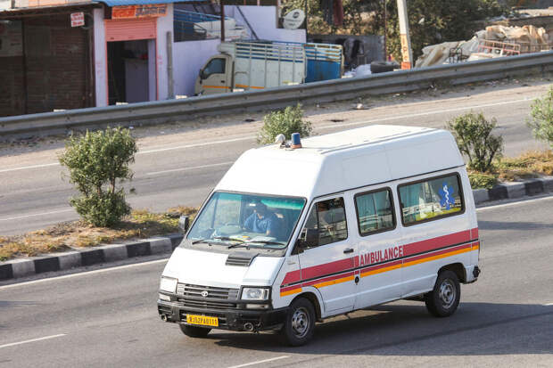 Актера Надима Кхана арестовали за насилие над домработницей, длившееся 10 лет