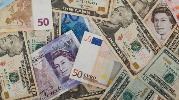 Финэксперт обозначил самое удачное время для покупки валюты