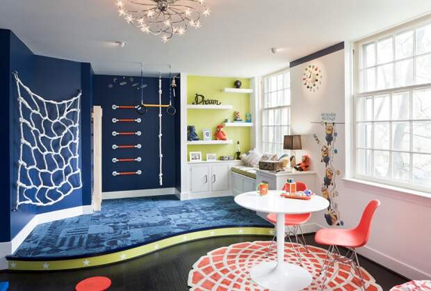 Симпатичное и необычное решение создать такой потрясающий интерьер в детской комнате.