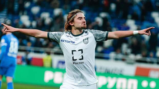 Петров — о поведении Кармо: «Старших толкать нельзя. Мы за своих горой»