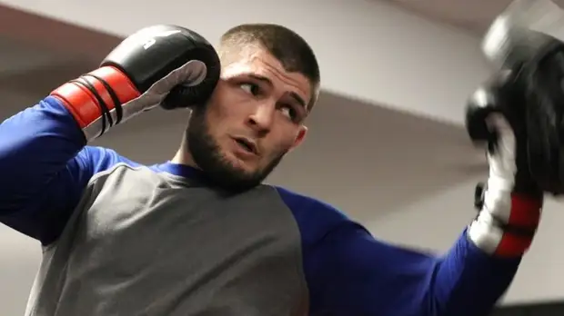 Нурмагомедов не вернётся в Россию до боя с Фергюсоном