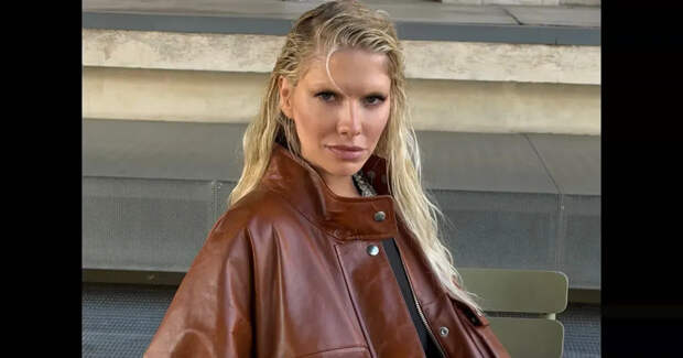 Неделя моды в Милане: Белла Хадид, Елена Перминова "без бровей", Ольга Карпуть, Оксана Бондаренко и Кристина Романова на показе Prada