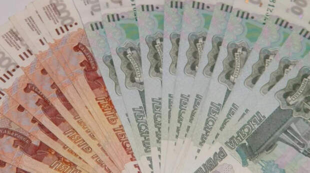 Крымчанка лишилась более 100 тысяч рублей из-за телефонных мошенников