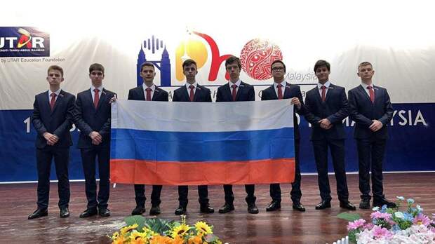 Российские школьники завоевали восемь медалей на Азиатской олимпиаде по физике