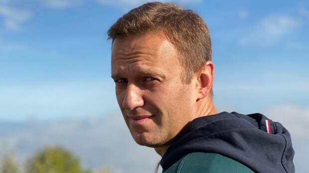 Все тайное становится явным: Навальный поехал в заграничную поездку
