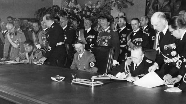 «Сферы влияния можно было разделить»: историк — о формировании союза между нацистской Германией и фашистской Италией