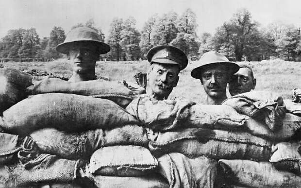 17. Головы из папье-маше времен Первой мировой войны