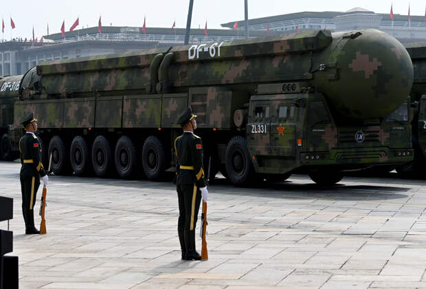 Померились ракетами. Как ядерные державы заявляли о своих возможностях в 2025 году?