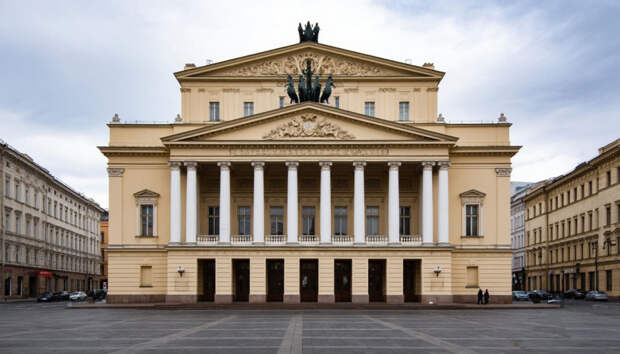 Богомолов покидает пост и.о. ректора Школы-студии МХАТ