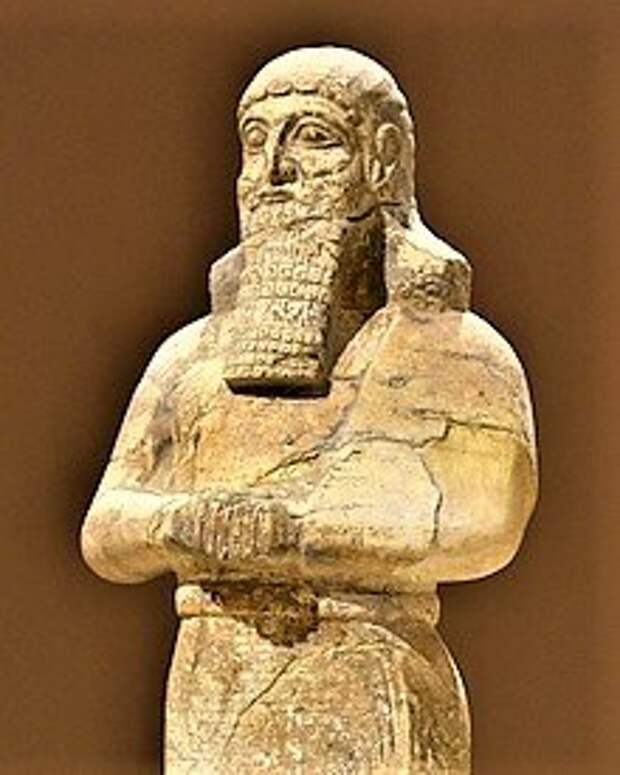 Салманасар III - царь Ассирии в 859—824 г. до н. э., удачливый полководец и неутомимый завоеватель. Под его руководством ассирийские войска осуществили тридцать два похода.
