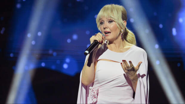 «Надоедает — отправляю его»: как Валерия справляется с болтливостью мужа