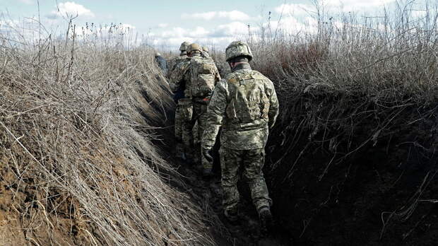Украинские военнослужащие на линии соприкосновения в Донецкой области Украинские военнослужащие на линии соприкосновения в Донецкой области - РИА Новости, 1920, 22.02.2022