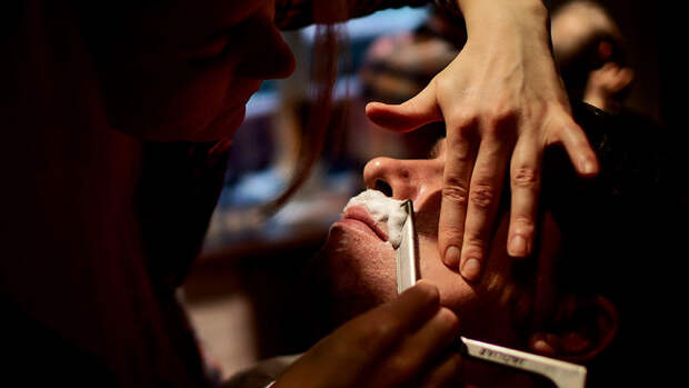 Дерматолог Чижов: неправильное бритье может привести к гнойному поражению кожных покровов