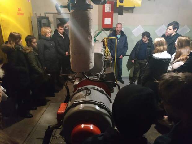 Школьники и специалисты ГБУ «Жилищник» района Печатники побывали на защитном сооружении