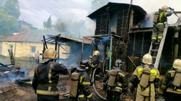 Пожар в Барнауле / Фото: МЧС Алтайского края