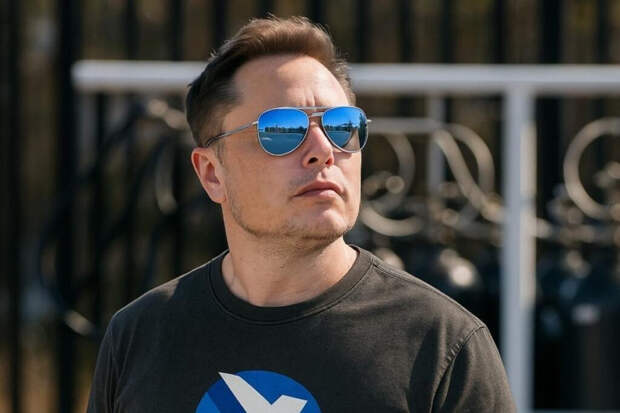 Маск оскорбил главу МИД Польши, предложившего отключить Starlink на Украине