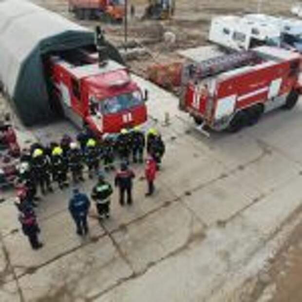 Пожарная безопасность строящейся больницы находится под особым контролем пожарных и беспилотников. Фото: Пресс-служба Управления по ВАО Департамента ГО и ЧСПБ г. Москвы