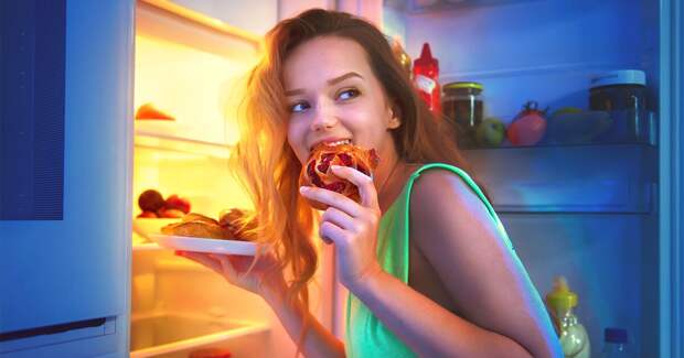 Врач Атаманова: сильный голод вечером вызван долгим перерывом между обедом и ужином