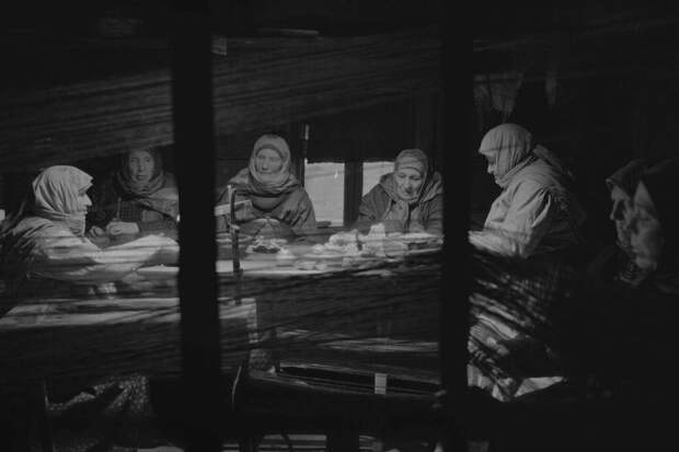 Кадр из фильма «На этой земле»