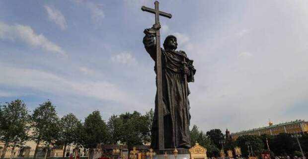 Что можно и что нельзя делать в День крещения Руси 28 июля 2024 года