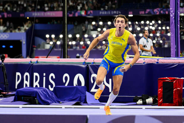 Швед Дюплантис в 15-й раз обновил мировой рекорд в прыжках с шестом