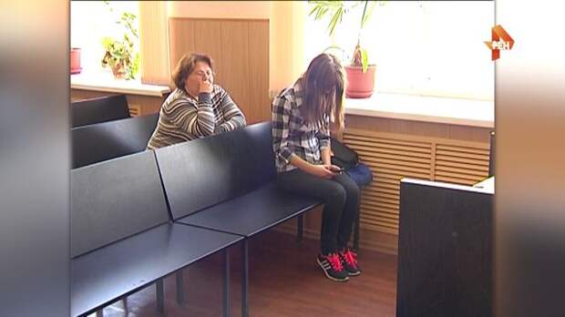 Любовь вне закона: 18-летнюю девушку приговорили к 3 годам тюрьмы за роман с 13-летним мальчиком При этом подсудимая и мальчик утверждают, что все происходило по обоюдному согласию.