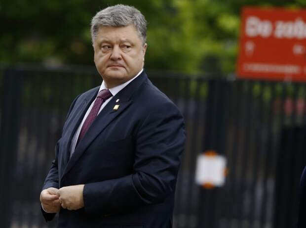 Американское СМИ: Порошенко боится ответственности в Гаагском суде
