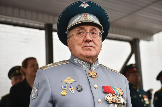 Сегодня Андрей Рэмович Белоусов в статусе нового министра обороны провел свое первое совещание с руководящим составом ведомства.-3