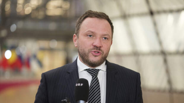 Глава МИД Эстонии Цахкна назвал ужасным призыв Шрёдера не демонизировать Россию