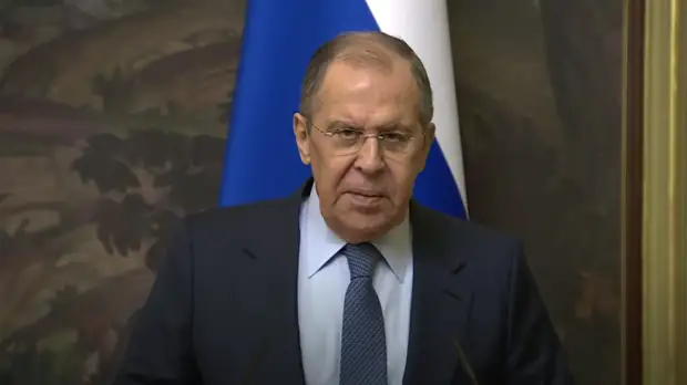 «Если очень дипломатично, то это неправда»: Лавров — про заявление Польши о причастности «Аэрофлота» к провозу мигрантов