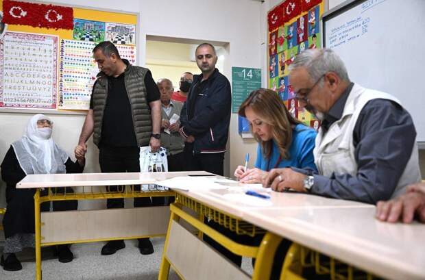 Выборы в Турции: лучшие кадры исторического события