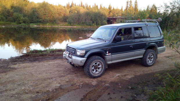 Mitsubishi Pajero второго поколения – полноценный японский внедорожник. Фото: drive2.ru.