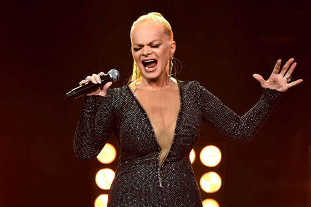 Концерт Долиной «Юбилей на бис» в московском Доме музыки официально отменили