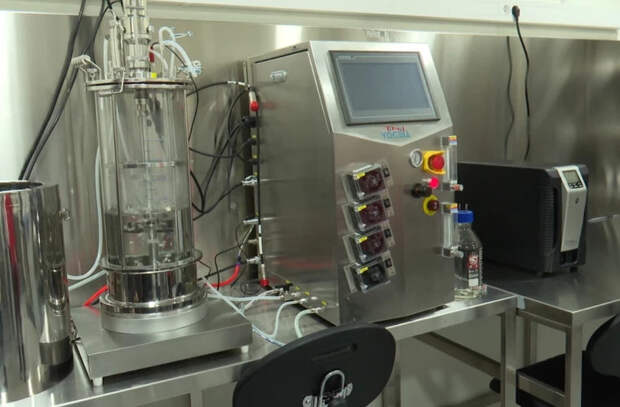 Медицинский университет представил ультрасовременные лаборатории для обучения через исследования