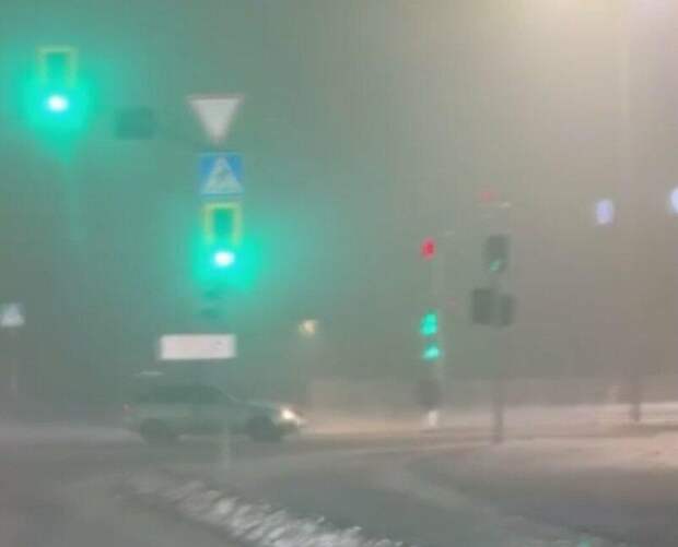 Караганду накрыл густой смог: жители жалуются на удушающий воздух