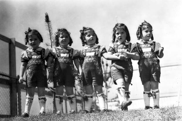 NYT: последняя из пятерняшек Дион умерла в Канаде на 92-м году жизни