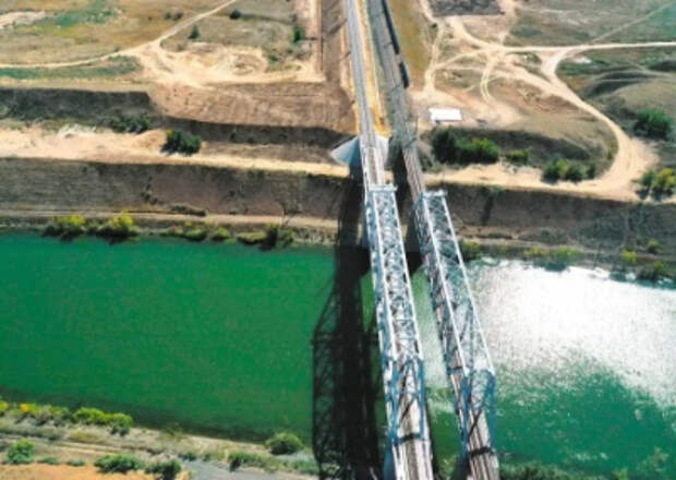 Трамп анонсировал мирное соглашение между Ереваном и Баку. Что будет с Зангезурским коридором? Трамп анонсировал мирное соглашение между Ереваном и Баку. Что будет с Зангезурским коридором?