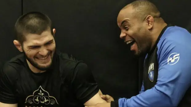 Нурмагомедов и Кормье провели совместную тренировку по борьбе