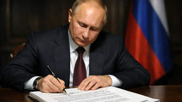 Три пункта: Путин стукнет кулаком по столу - это именно тот случай