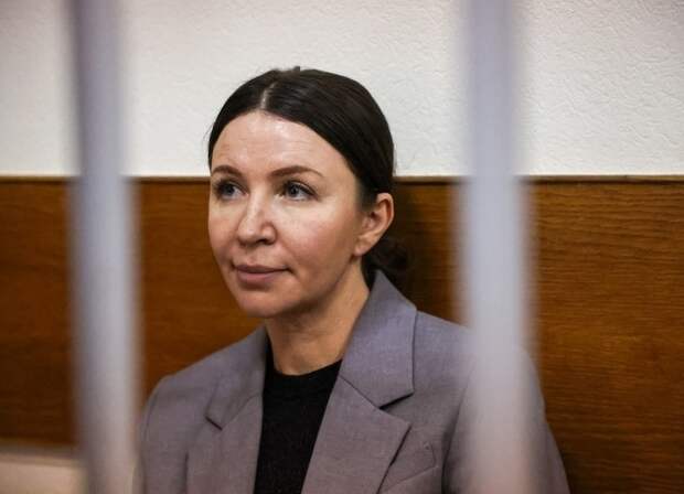 У семьи Блиновской забирают все: отец блогерши сделал заявление