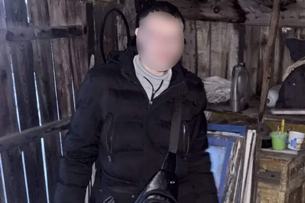 Сибиряк едва не оформил кредит под угрозой топора, но банк не одобрил операцию