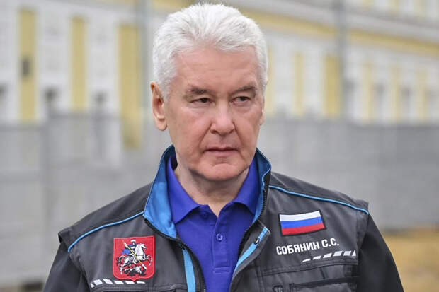 Собянин: в этом году в Москве реконструируют около 100 школьных зданий