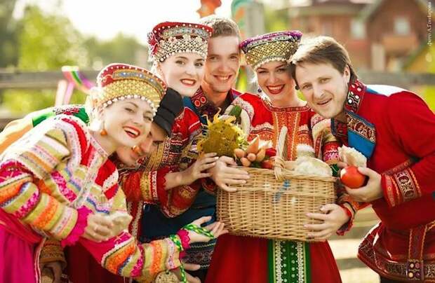Почему в России рискованно называть себя русским