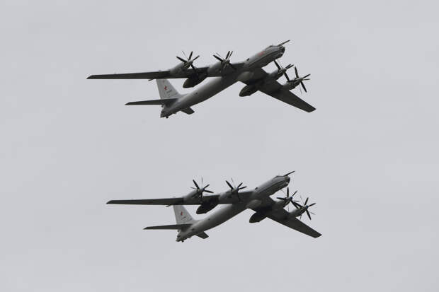 Стало известно о массовой погоне самолетов США и Канады за российскими бомбардировщиками