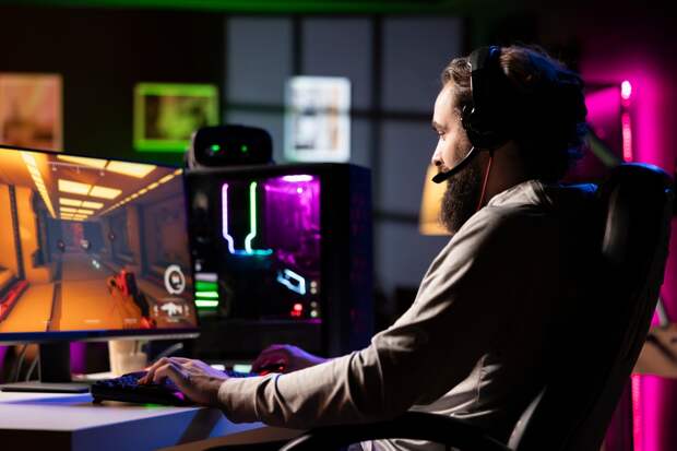 Перечислены лучшие игры года