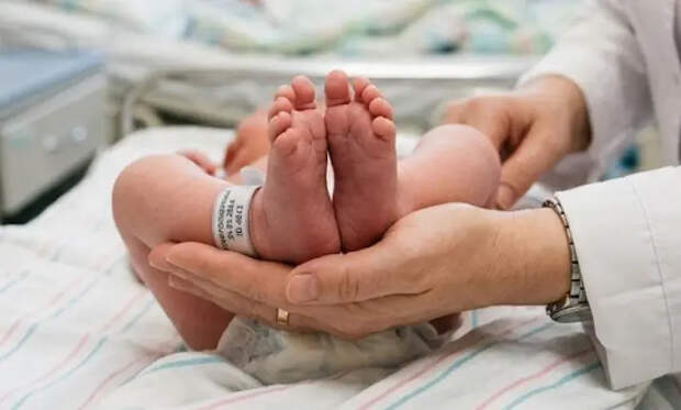 Шесть килограммов счастья: в Подмосковье родился младенец-гигант