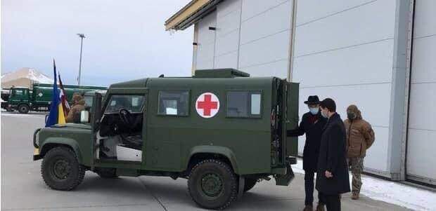 Латвия скинула Украине ненужный автохлам Латвия скинула Украине ненужный автохлам